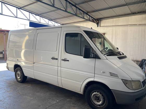 MERCEDES-BENZ SPRINTER 2.2 FURGÃO 313 CDI TETO BAIXO DIESEL 3P MANUAL MERCEDES-BENZ SPRINTER 2.2 FURGÃO 313 CDI TETO BAIXO DIESEL 3P MANUAL